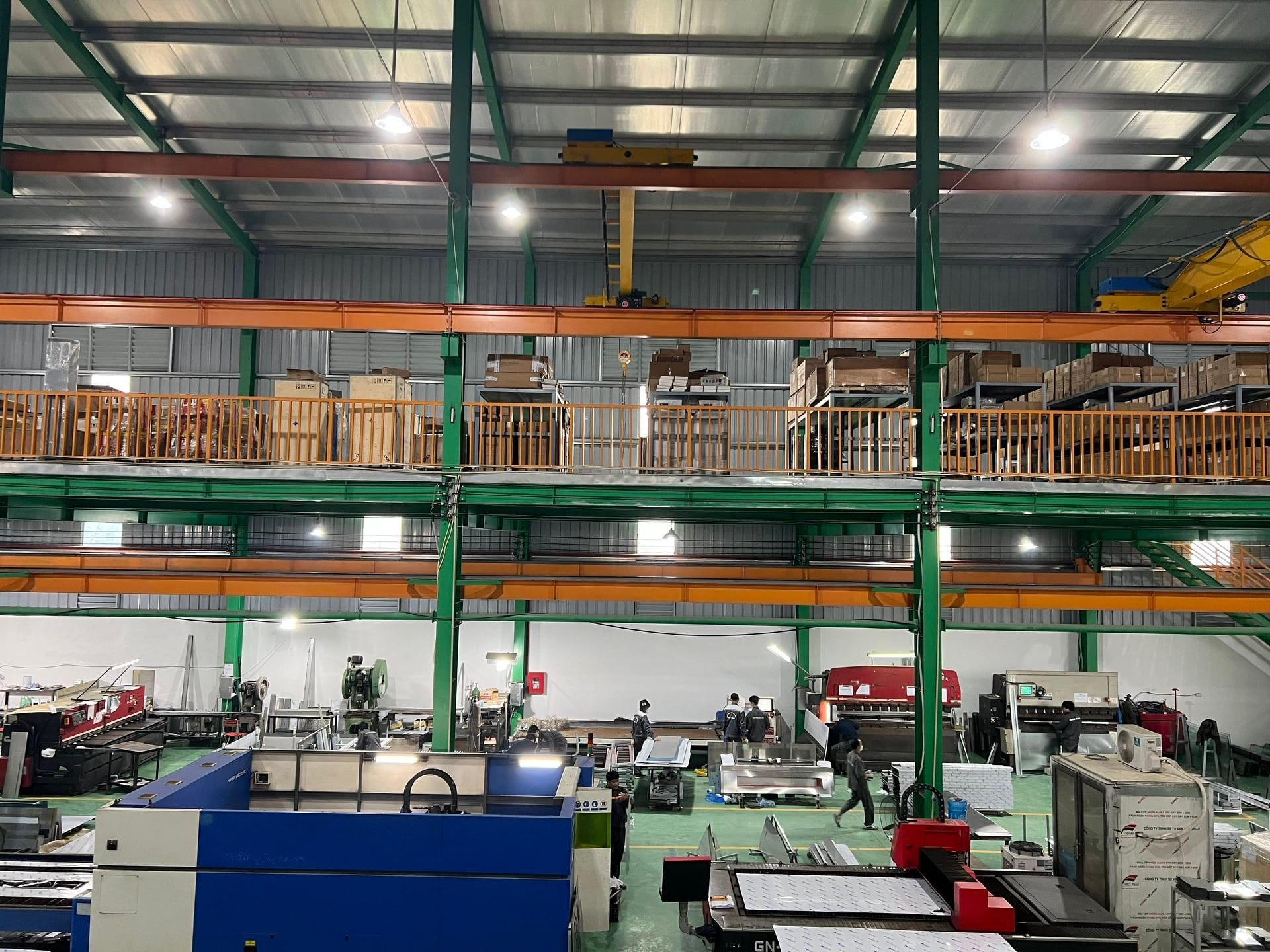 Gia Công Laser Fiber & Chấn CNC – Rút Ngắn Thời Gian Lắp Đặt Thang Máy 50%